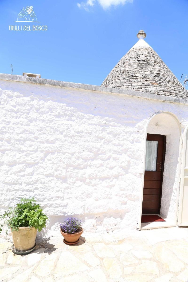 Bed and Breakfast Trulli Del Bosco Альберобелло Екстер'єр фото