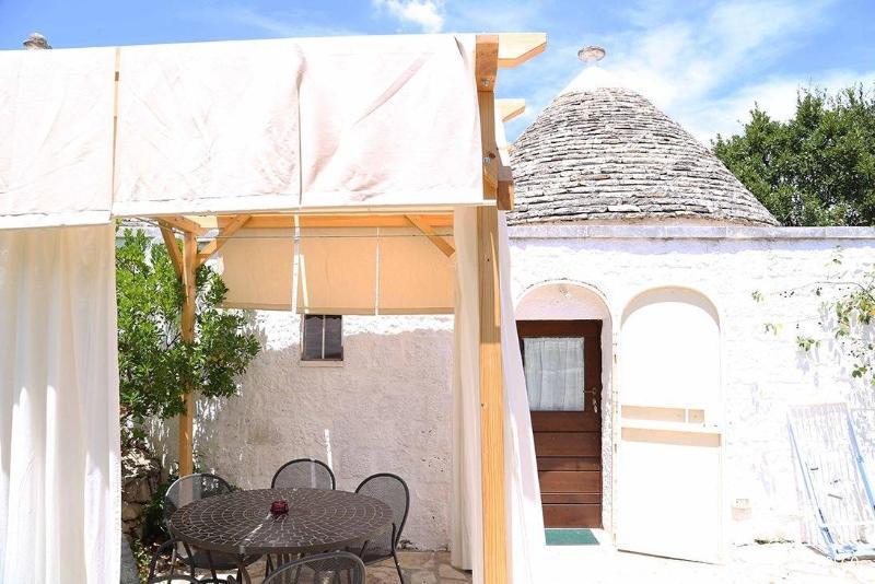 Bed and Breakfast Trulli Del Bosco Альберобелло Екстер'єр фото