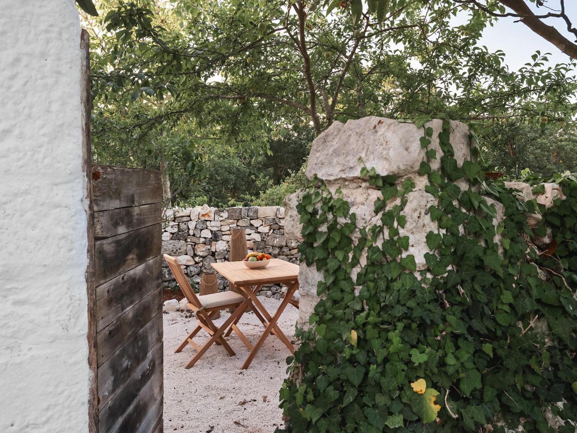 Bed and Breakfast Trulli Del Bosco Альберобелло Екстер'єр фото